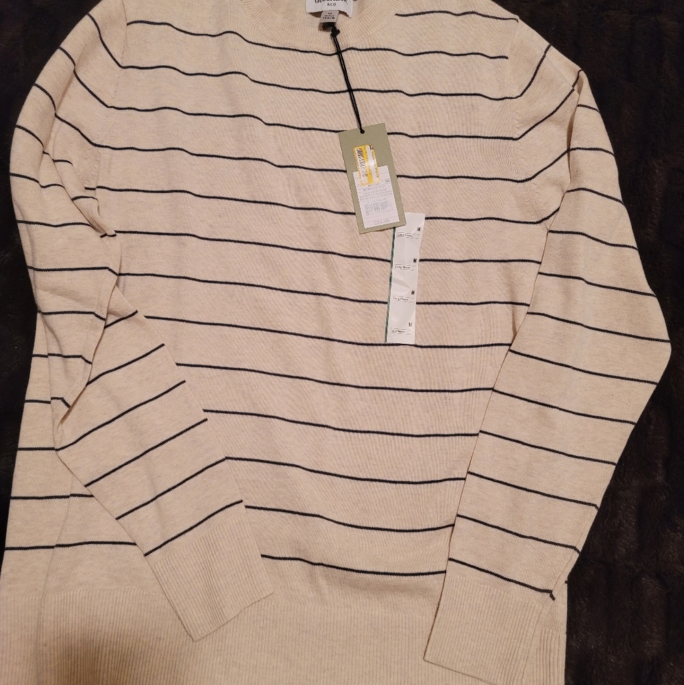 sweatshirt - Picture 2 of 2